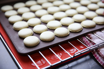 Process of making macaron/macaroon, french dessert