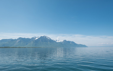 Fototapeta na wymiar Ufer des Genfersees
