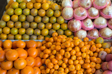 Mandarins on the market