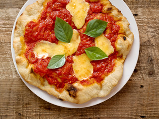 rustic italian pizza margherita