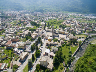 Tirano - Valtellina (IT) - Vista della Città e del Santuario della Beata Vergine 