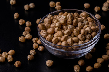 chickpeas in a glass bowl