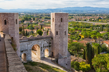Fototapeta premium Porta Venere, city gate of Roman art in the Umbrian town of Spello, Italy