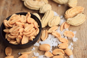 fried peanuts and salt