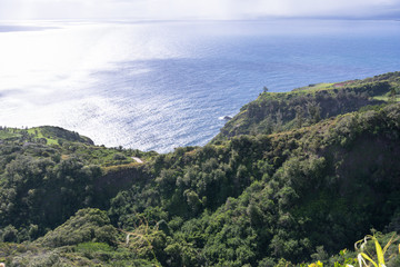 Fototapeta na wymiar Maui coast along Kahekili highway, Hawaii 
