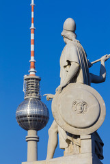 Berlin Mitte Skulpturen Schlossbrücke Fernsehturm Alexanderplatz Berliner Symbol Hauptstadt Kultur...
