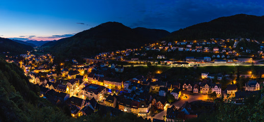 Abendstimmung im Schwarzwalddorf