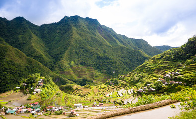 Les rizi&egrave;res en plateau du village de Batad aux Philippines 2