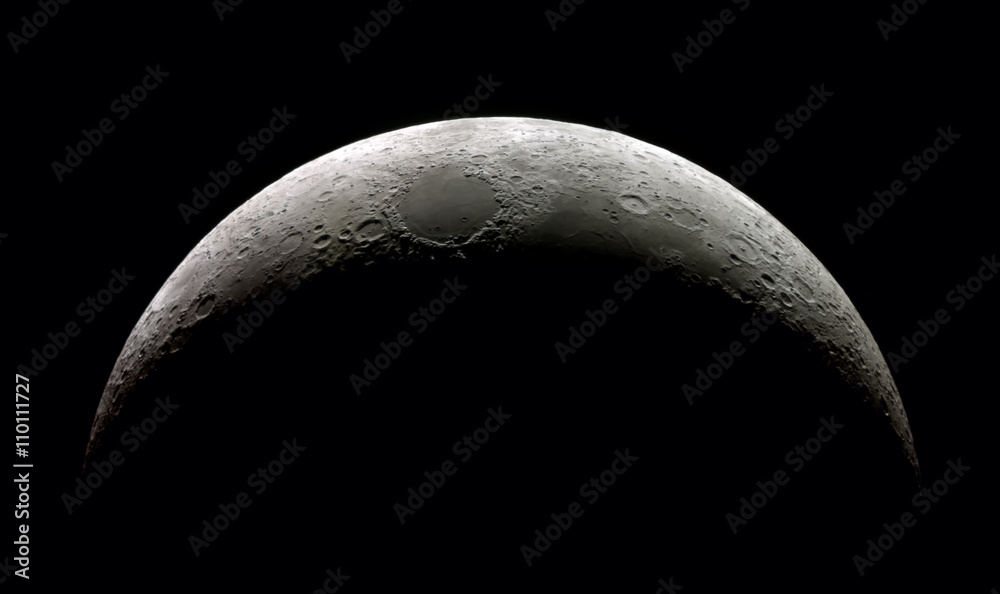 Wall mural high detail waxing crescent moon (15,4% illuminated) taken with skywatcher mak127/1.500@3.000mm & as