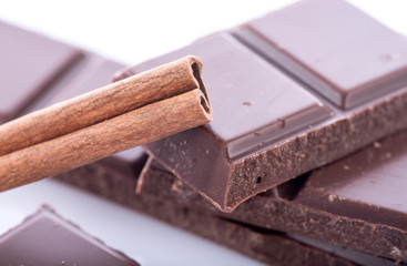 Chocolate bars with cinnamon