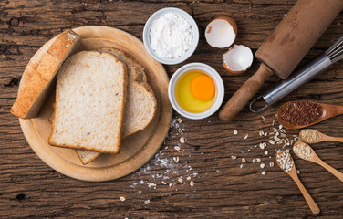 bread grains and ingredient