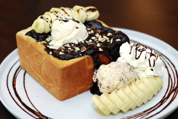 Honey Toast
