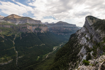 Obraz premium Scenic view of famous Ordesa National Park, Pyrenees, Spain.