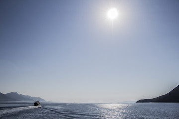 Statek na morzu © Marcin Materzok