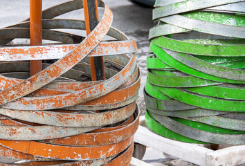 Cercles de feuillard pour la fabrication de tonneaux