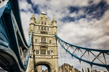 Fototapeta na wymiar famous Tower Bridge