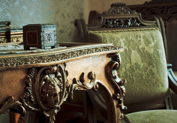 Details of vintage furniture - 110177198
