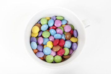 Confetti di cioccolato colorati.