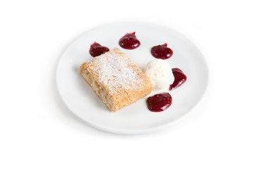 Strudel apple pie