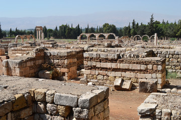 Obraz premium Famous arches of Anjar 