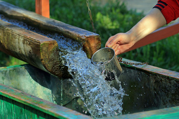 Святой источник