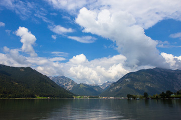 Fototapeta na wymiar beautiful lake of Achensee