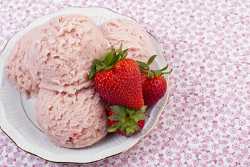 strawberry flavor ice cream on a white plate