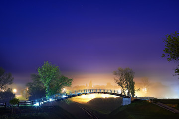 Most nad torami w centrum Zamościa