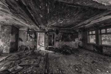 Fototapeta na wymiar interior of an old abandoned building