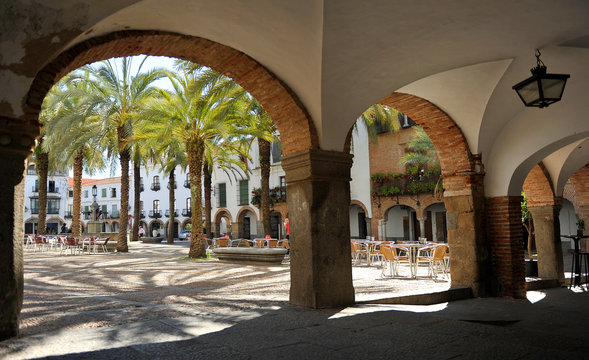 Soportales de la Plaza Grande de Zafra, provincia de Badajoz, Extremadura, Espa&ntilde;a
