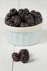 bowl full of blackberries
