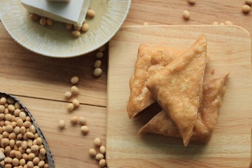 Fried tofu and seed