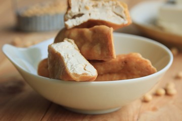 Fried tofu and seed
