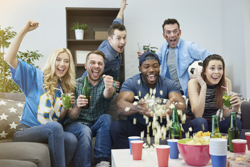 Can't stop emotions while watching match