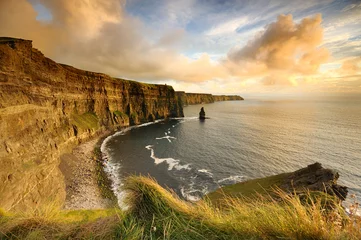 Cliffs of Moher bei Sonnenuntergang - Irland © gregfellmann