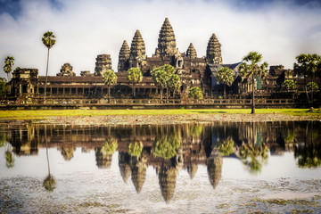 Fototapeta na wymiar Angkor Wat temple, Siem Reap, Cambodia.