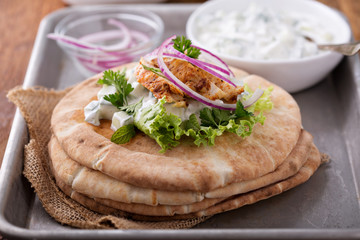 Chicken pita sandwich with cucumber sauce
