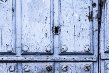 Fototapeta premium Puerta vieja, Old Door / A different background