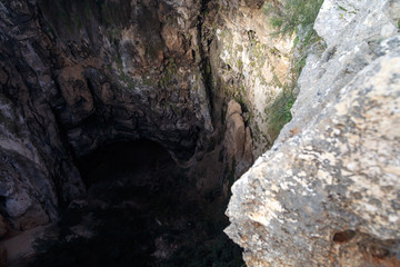 Fototapeta na wymiar Cennet Cehennem Caves