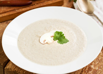 Creamy mushroom soup