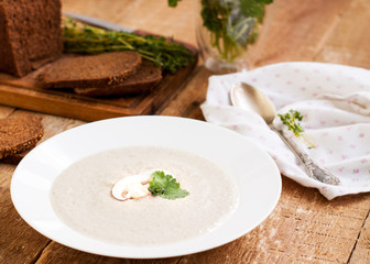 Creamy mushroom soup
