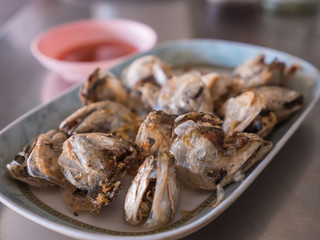 Fried head of mackerel fish