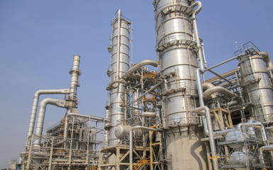 Oil refinery 