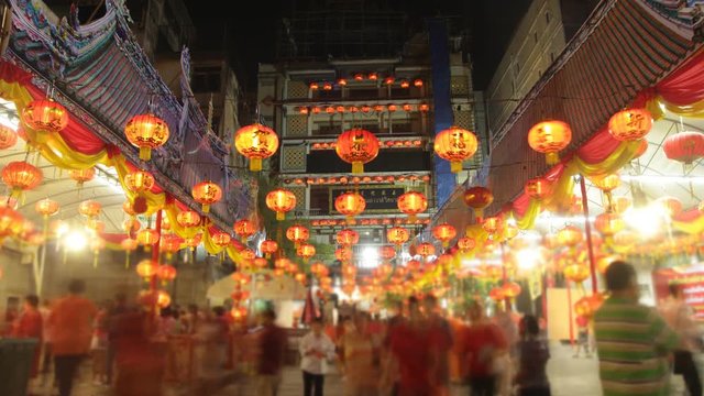 Chinese New Year festival at Leng Noei Yi temple in Bangkok's Chinatown
