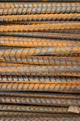 Vertical MCU of semi-rusty steel bars stacked in a horizontal position