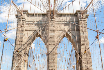 Obraz premium The structural detail of Brooklyn Bridge in New York City.