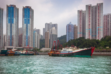 Fototapeta premium Floating village in the Aberdeen bay in Hong Kong