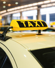 Taxi  - 110409171