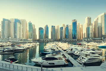 Naklejka premium Dubai Marina at sunset, United Arab Emirates