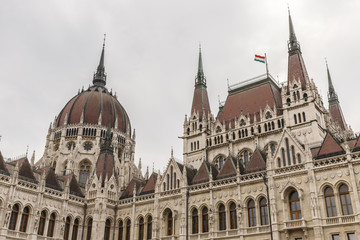 Fototapeta na wymiar Detail of the parliament building in Budapest